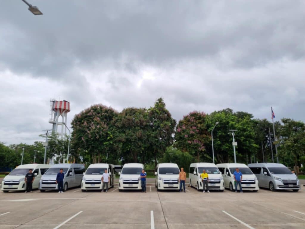 รถตู้เช่าสนามบินสุวรรณภูมิ